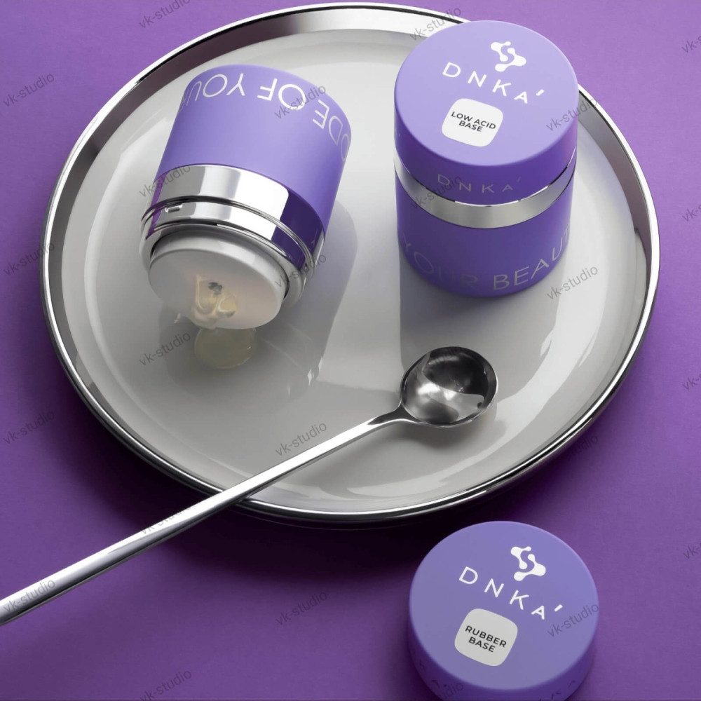 Univerzálna gumová báza na nechty DNKa' Rubber Base 30 ml